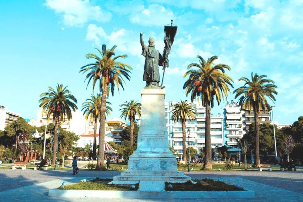 Theano'S Cozy & Quiet Lux Central Flat - Wifi & Full Amenities Patras Exteriör bild