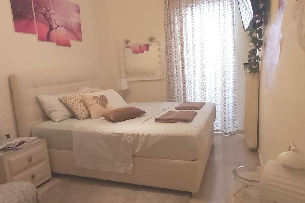 Theano'S Cozy & Quiet Lux Central Flat - Wifi & Full Amenities Patras Exteriör bild