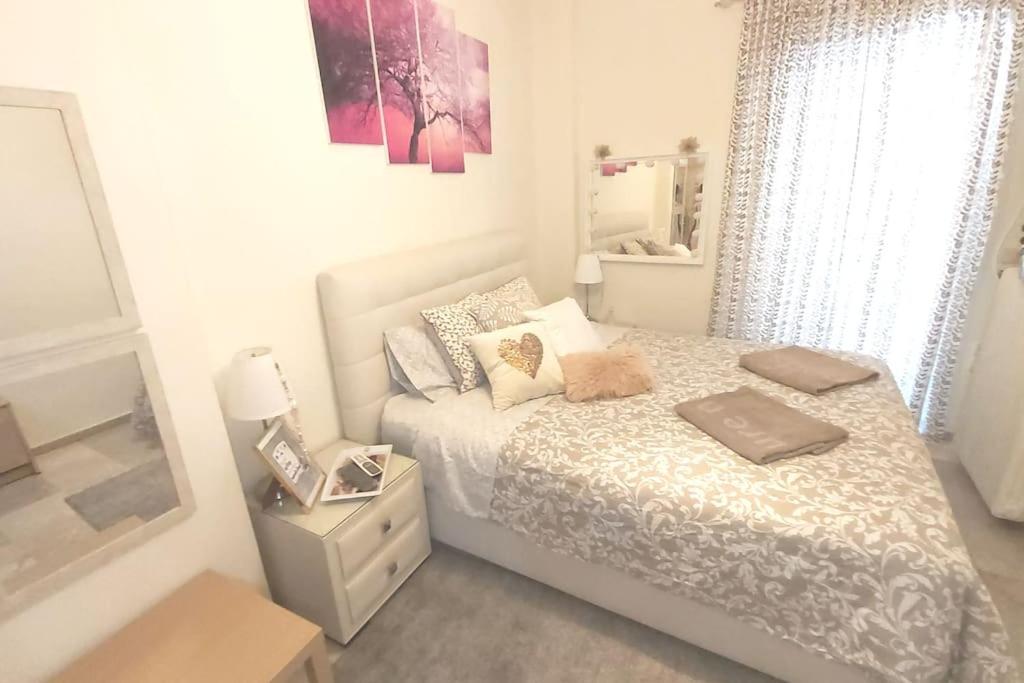 Theano'S Cozy & Quiet Lux Central Flat - Wifi & Full Amenities Patras Exteriör bild