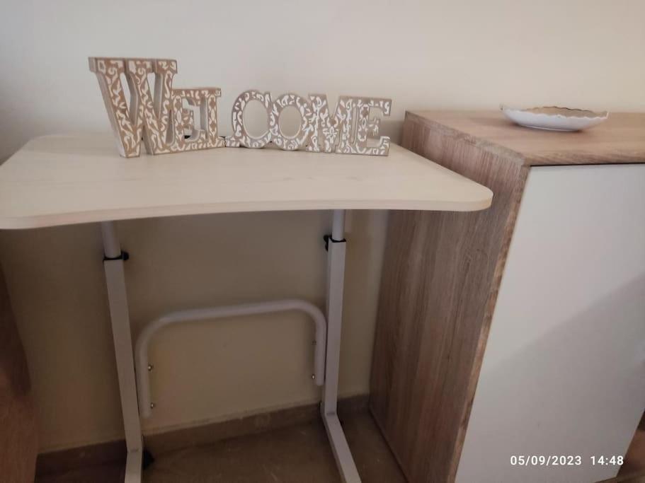 Theano'S Cozy & Quiet Lux Central Flat - Wifi & Full Amenities Patras Exteriör bild